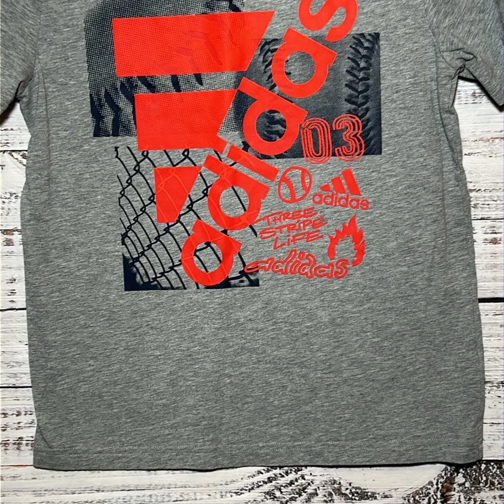 Adidas Boys Graphic Shirt Size Small/8 - Picture 5 of 11